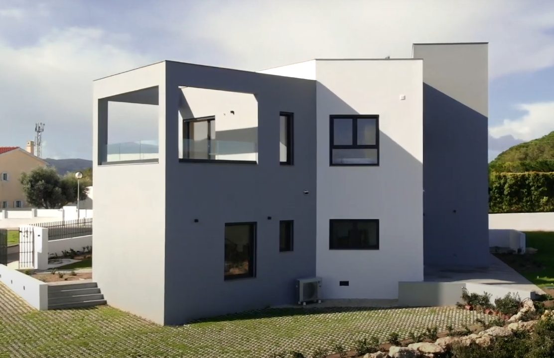 Moradia no Carrascal · construção integral